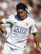 Tevez Masih Yakin Ulangi Dobel