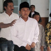 Pembantu Pemenggal Kepala Reki Dituntut 9 Bulan Penjara