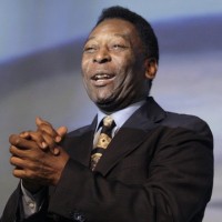 Pele Beri Peringatan Buat Maradona