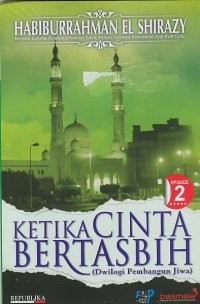 Bintang Film Ketika Cinta bertasbih Tasyakuran di Kairo