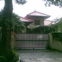 Rumah Pengusaha Tekstil Dirampok Empat Pria Bersenpi