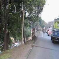 Tidak Ada Pagar Pengaman di Jembatan Cawang Atas