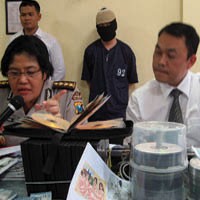 Polisi Bekuk Pengedar DVD Film Kartun Porno