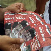 Selebaran Black Campaign PDIP ke KarSa Beredar Luas