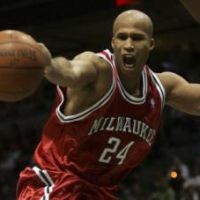 Bucks Ungguli Knicks 94-86