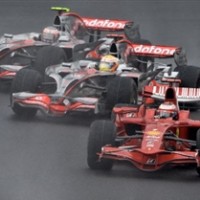 McLaren Akhiri Puasa, Ferrari Jaga Dominasi