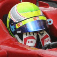 Massa Sedih tapi Bangga