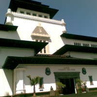 UMP Dinilai Tidak Layak, Buruh Ancam Demo