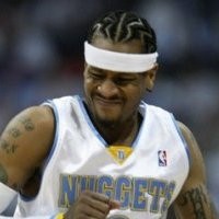 Iverson Kini Berbaju Pistons