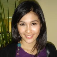 Sandra Dewi Membayangkan Ditembak Anak Adrie Subono