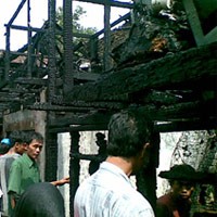 11 Rumah Petak Benteng Timur Ludes, 3 Orang Diperiksa