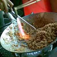 Berani Lawan Nasi Goreng Mr Puencheng..!