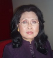 Amelia Yani & Kenangan Asal Bapak Senang