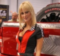 Gadis Cantik di SEMA