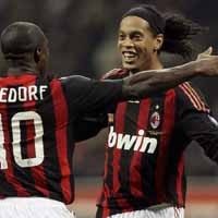 Gol Telat Dinho Menangkan Milan