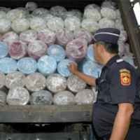 Balai Lelang Pelabuhan Modus Baru Penyelundupan