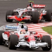 Hamilton-Glock Main Mata? Omong Kosong!