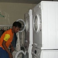 Laundry Jimbo Bidik Anak Kost Hingga Rumah Tangga