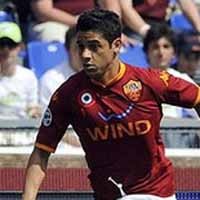 Bunuh Diri Cicinho Batalkan Kemenangan Roma