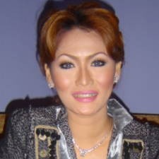 Inul Daratista Diteror Gara-gara Uang Rp 5 M