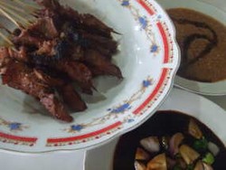 Empuk-empuk Sate Kambing Hadori