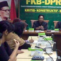 Keluarga Korban Orang Hilang Curhat ke FKB 