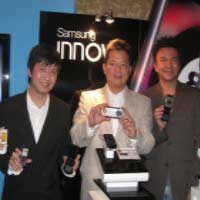 Samsung Lansir 7 Ponsel, Klaim Harga Stabil