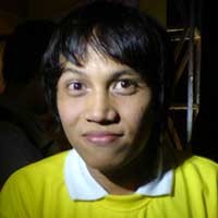 Harus Meledakkan Gedung, Iqbal Rais Stres