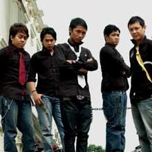 Lakilaki Eksis Demi Para Perempuan