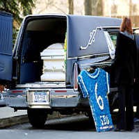 Peti Jenazah Suami Tewaskan Istri Saat Akan ke Kuburan