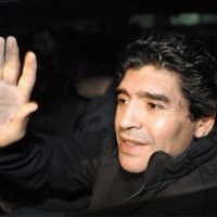 Maradona Mengancam Mundur
