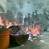 Kejari Bandung Musnahkan Ribuan Barang Bukti Perkara