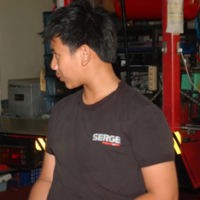 Sean Dampingi Cody Crocker