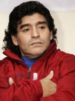 Maradona Bantah Ancam Mundur