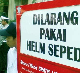 Kampanye Helm Standar