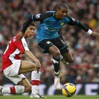 Arsenal Tumbang di Emirates Stadium
