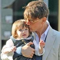 Suri Cruise Didambakan Jadi Juara Olimpiade