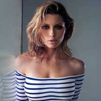 Jessica Biel Desain Tas Untuk Kekasih