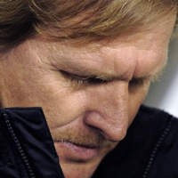 Tak Muncul Latihan, Schuster Segera Didepak?