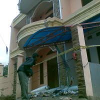 Rumah Megah Direktur CV De Sam San Porak Poranda