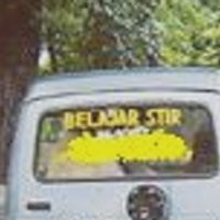 Kursus Mengemudi Pol Jatim Sering Terlambat 