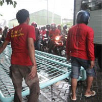 Pabrik Di-sweeping, Buruh Ajak Rekan Turun Jalan