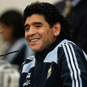Target Maradona Juara di PD 2010 