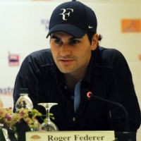 Federer Tak Khawatir Digeser Djokovic