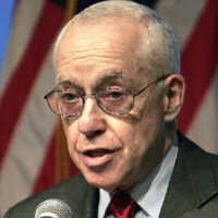 Jaksa Agung AS Pingsan Saat Pidato Soal Perang Melawan Terorisme