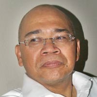 Kepala Kejatuhan Es, Menhub Tertawa 