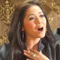 Kristina Batal Nyanyi Soal Cek Rp 75 Juta