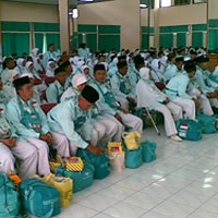 Pesawat Calhaj Kloter 51 Delay 3 Jam