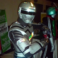 Power Ranger dan Sailormoon Berkeliaran di Kuningan