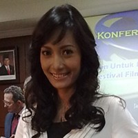 Sukses di Luar Negeri, Artika Belum Katrol Honor